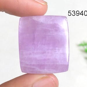 Cabochon de kunzite de qualité supérieure, pierre précieuse de kunzite violette pour bijoux et pendentif, pendentif enveloppé de fil de kunzite