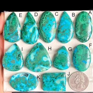 Cabochon chrysocolle en malachite sélectionnée, pierre semi-précieuse naturelle en vrac pour la fabrication de bijoux, pendentifs d'emballage en fil de malachite LOT-297
