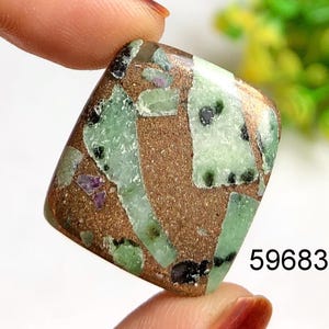 Cabochon compressé en cuivre zoisite rubis, pierre semi-précieuse naturelle à utiliser pour la fabrication de bijoux, bijoux faits main, pierre de naissance