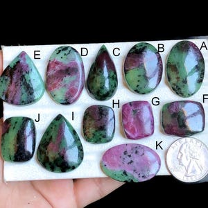 Ausgewählte Rubin Zoisit Cabochons, natürlicher Edelstein für die Schmuckherstellung, handgemachter Edelstein für Geschenkschmuck LOT- 54
