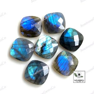 Labradorit facettierter Edelstein 15 x 15 mm, Kissenform 7 Stück Packung für die Schmuckherstellung, Labradorit Briolette Rose Cut Edelstein für Ohrringe