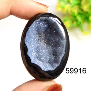 Pierre gemme Druzy de fenêtre noire, pierre semi-précieuse naturelle pour la fabrication de bijoux, utilisation de pierre gemme curative naturelle de Druzy pour des bijoux de créateur