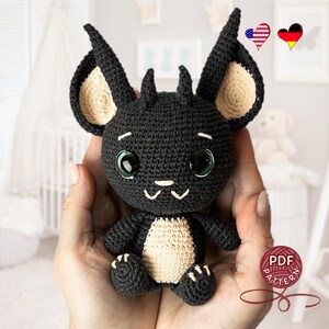 Crochet Alien Amigurumi Pattern – Easy Plushie Toy (PDF Download)