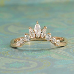 925 Sterling Silver Curved Engagement ring, Stackable rings Curve ring Gift for her Ring stack Unique ring, Delicate Ring, Curve ring