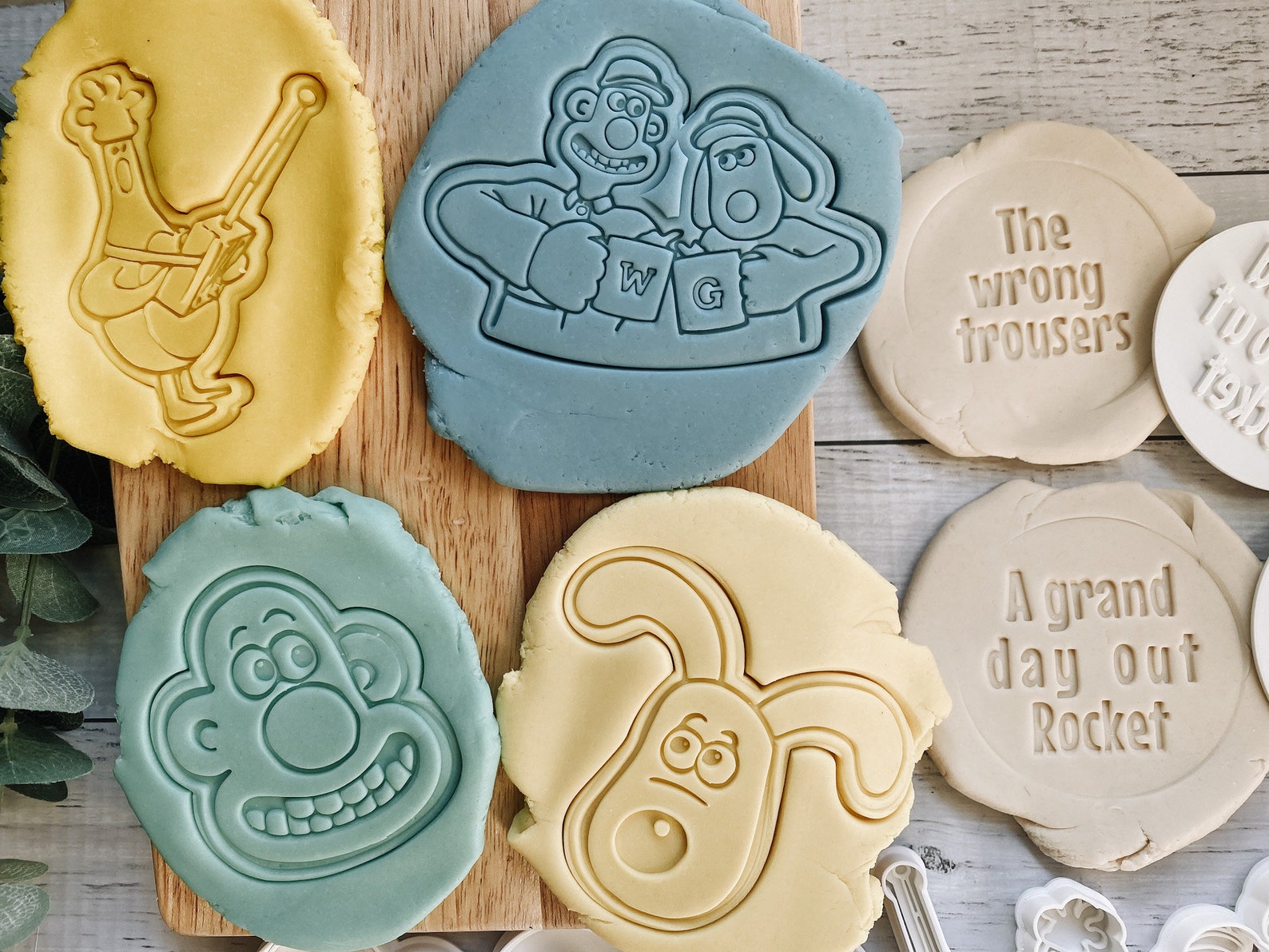 Wallace and Gromit Cookie Embosser set with matching cutters Etsy