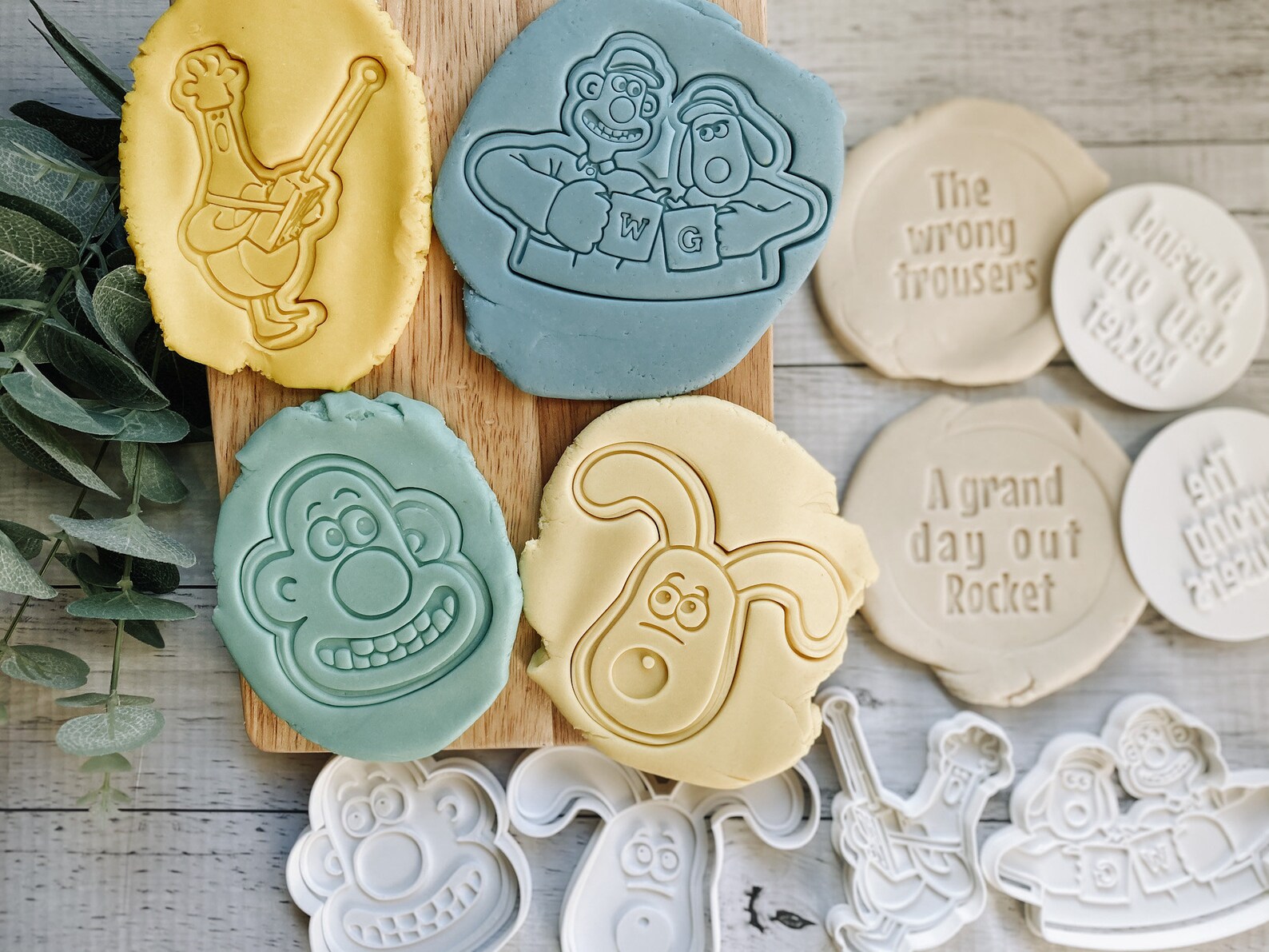 Wallace and Gromit Cookie Embosser set with matching cutters Etsy