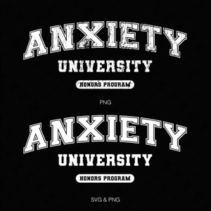 Op de afbeelding: Witte tekst op een zwarte achtergrond luidt "Anxiety University Honors Program" in een verweerd lettertype. De tekst staat in een boog, vergelijkbaar met een universiteitsbanner.