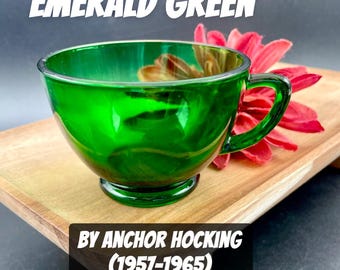 Set of 24 (1957-1965) Emerald Green Tea / Punch / Snack Cups by Anchor Hocking; Midcentury Avocado Glassware; Retro Glass Mugs; Forest Green