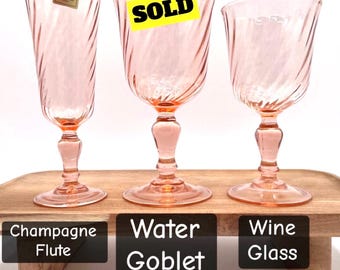 Juegos de 8 copas Rosaline Pink (Swirl Optic) para agua, vino y champán de Cristal D-Arques-Durand; cristalería francesa para bar; copas de champán.