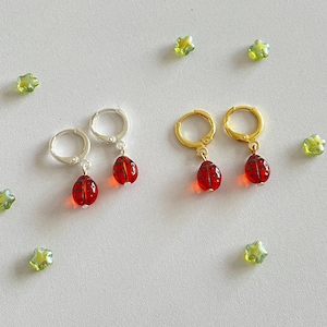 red dotted glass mini ladybug dainty silver/gold huggie hoop earrings