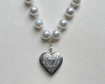 jumbo pearl locket necklace