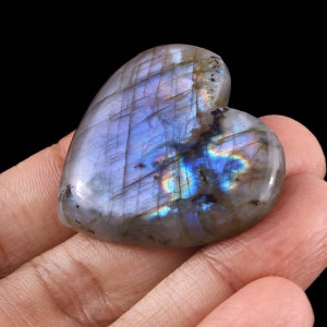 Labradorite Heart Cabochon: Flashy Gemstone for Jewelry (41x41x7 mm, 108 Carat)