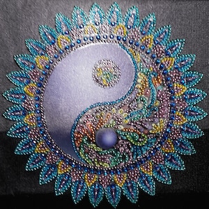 Datura Completed 5D Crystal Rhinestone Diamond Painting