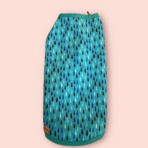 Warm waterproof dachshund coat (green raindrops)