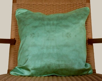 Piped, thick, silk cushions