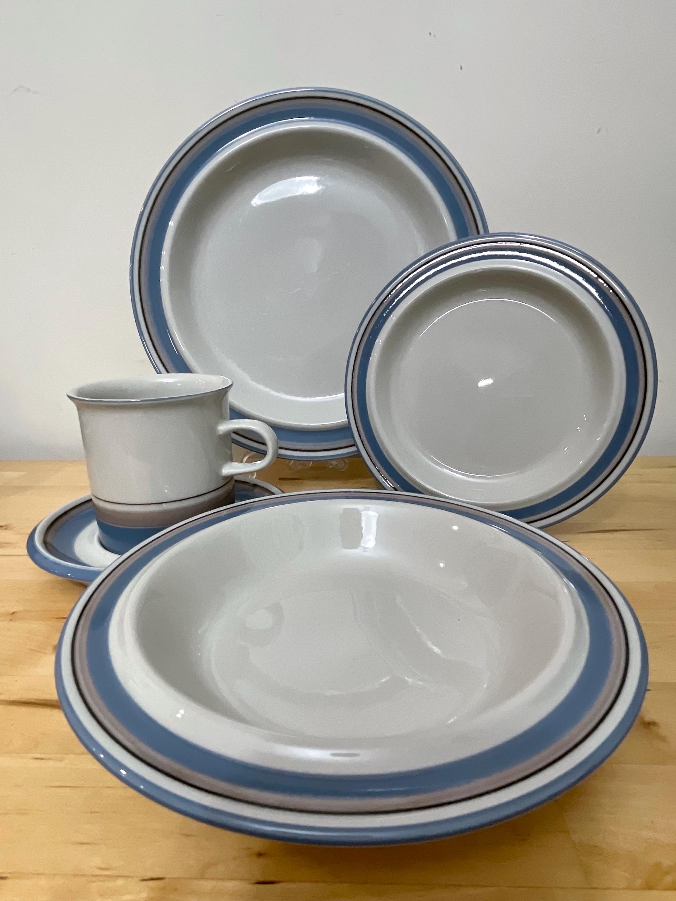 ARABIA Finland Uhtua プレート 4枚セット Arabia Finland Uhtua 4 Person Dinner Set Inkeri Leivo - Etsy