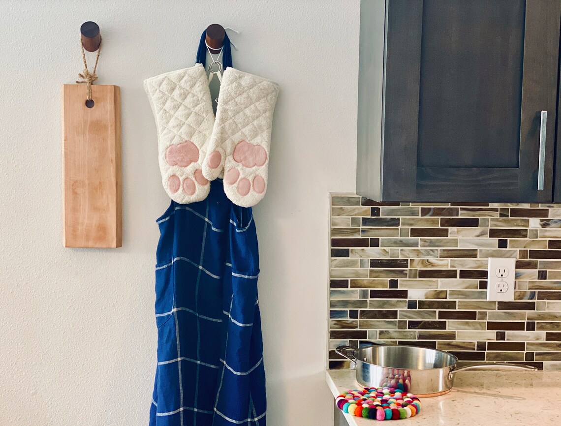 Cricket & Junebug Oven Mitts Cat Paws White and Pink Etsy