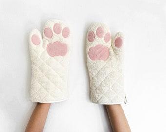 Cricket & Junebug Oven Mitts Cat Paws - White and Pink