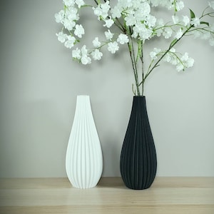 Matte White or Black Modern Rippled Bud Vase Desk Vase Home Decor Flower Vase image 2