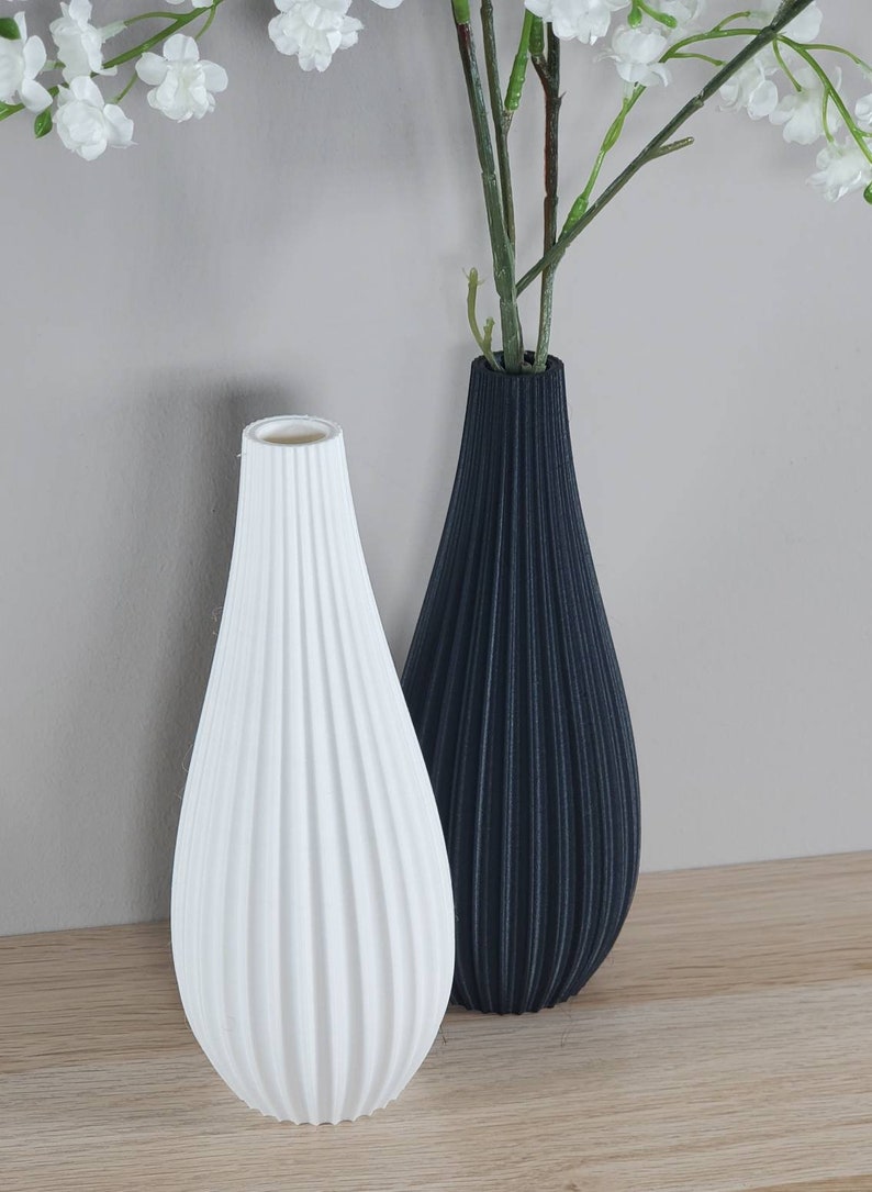 Matte White or Black Modern Rippled Bud Vase Desk Vase Home Decor Flower Vase image 4