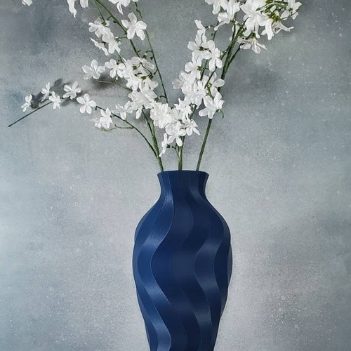 Vase bleu marine mat Twirl de 20 à 15 po. de haut | Vase à fleurs | Décoration d'intérieur | Mariage | Événement spécial | Cadeau pour elle