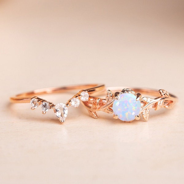 Twig Opal engagement ring set woman | Unusual branch wedding ring set for woman | White Opal wedding ring set | Unique engagement ring set