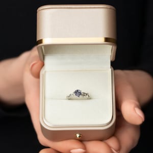 Twig Leaf wedding ring woman, Branch promise ring, Black Rutilated Quartz engagement ring, Dainty Twig engagement ring, Black gemstone ring imagem 2