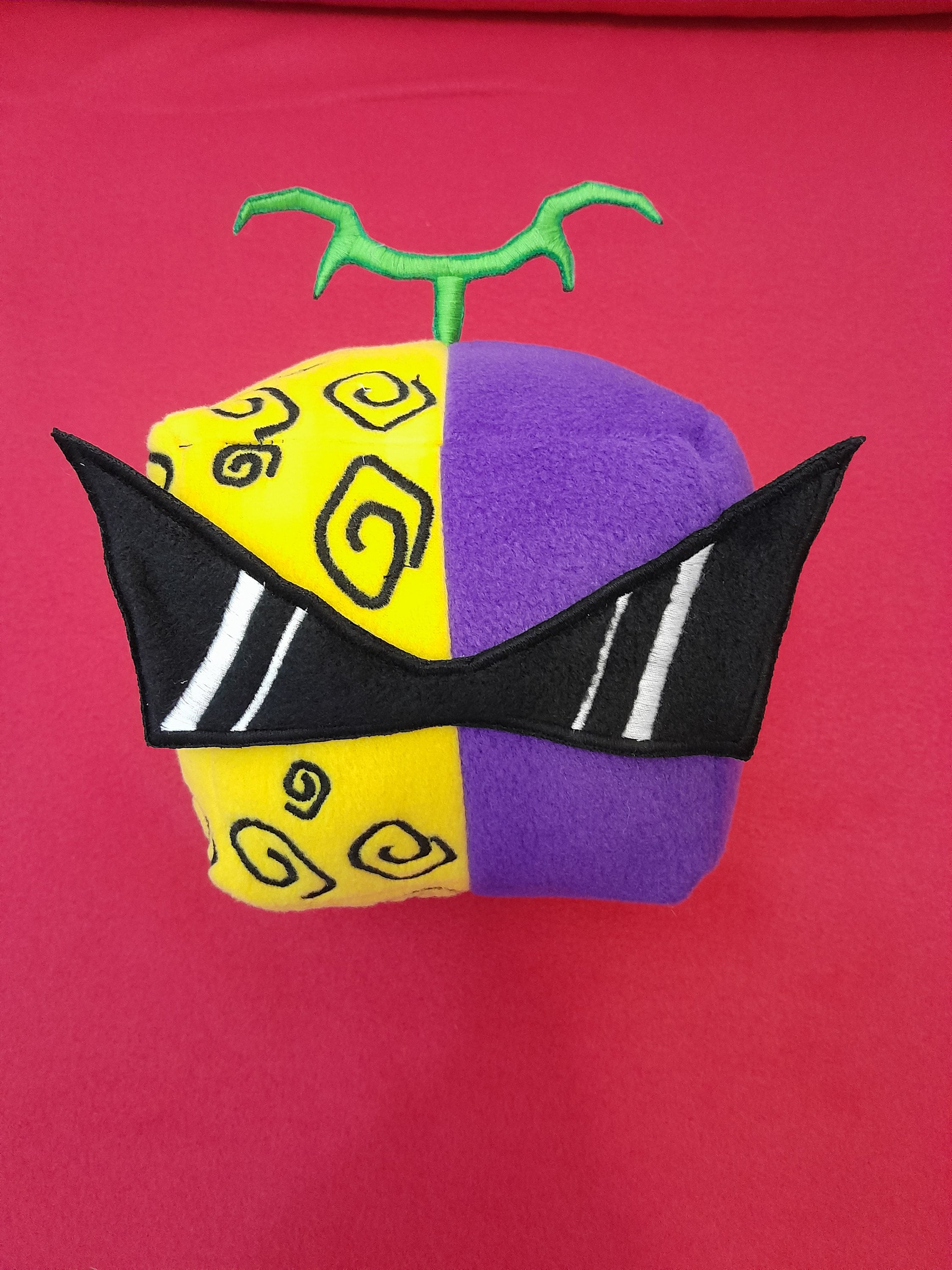 I Bought a BLOX FRUITS PLUSHIE, Is It Worth It? (ROBLOX) 