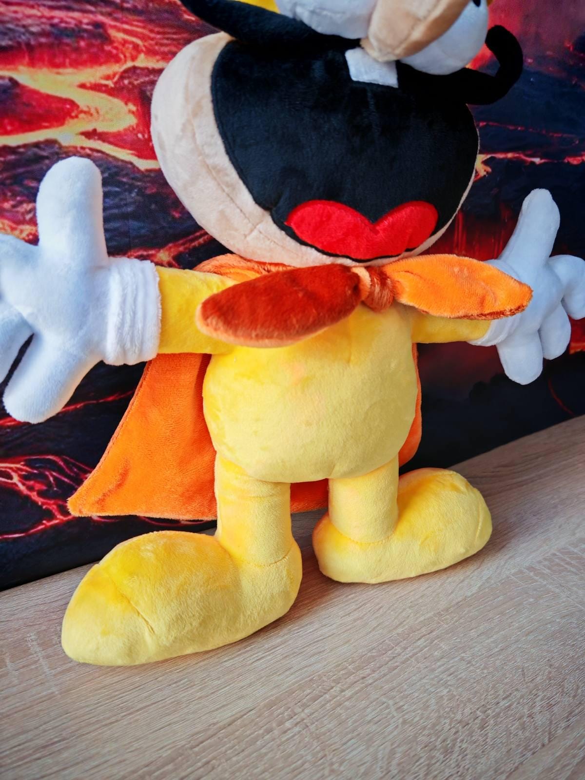 ザ・ノイズ。ピザタワー。大きなぬいぐるみ。サイズ16インチ（40