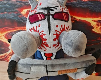 Madness Combat. Agente Mag. Peluche grande. Tamaño 33 cm.