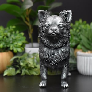 ロングヘアチワワの像 - 手作り樹脂製犬置物 - 色とサイズはカスタマイズ可能です