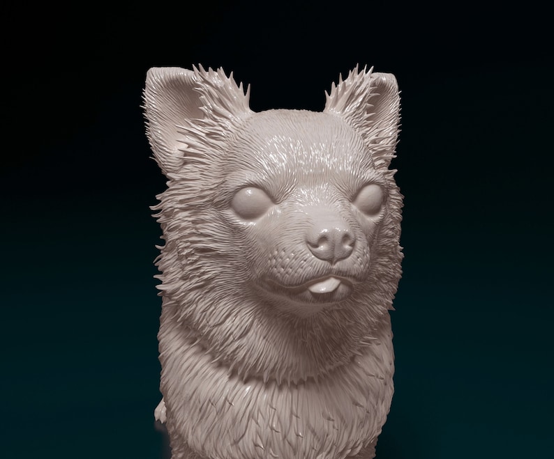 Puede incluir: Una escultura de cer&aacute;mica blanca de un perro chihuahua con un dise&ntilde;o de pelaje texturizado. El perro tiene la lengua fuera y los ojos cerrados.
