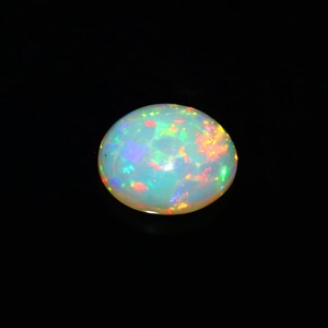 Cabochon di opale etiope naturale, pietra preziosa sciolta, pietra portafortuna di ottobre, cabochon di opale di fuoco Welo, cabochon di opale, ovale, dimensioni 10X8X4 MM Ct.1,80