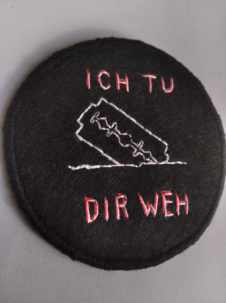 Razor blade patch