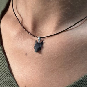 Mini ebony wolf head pendant