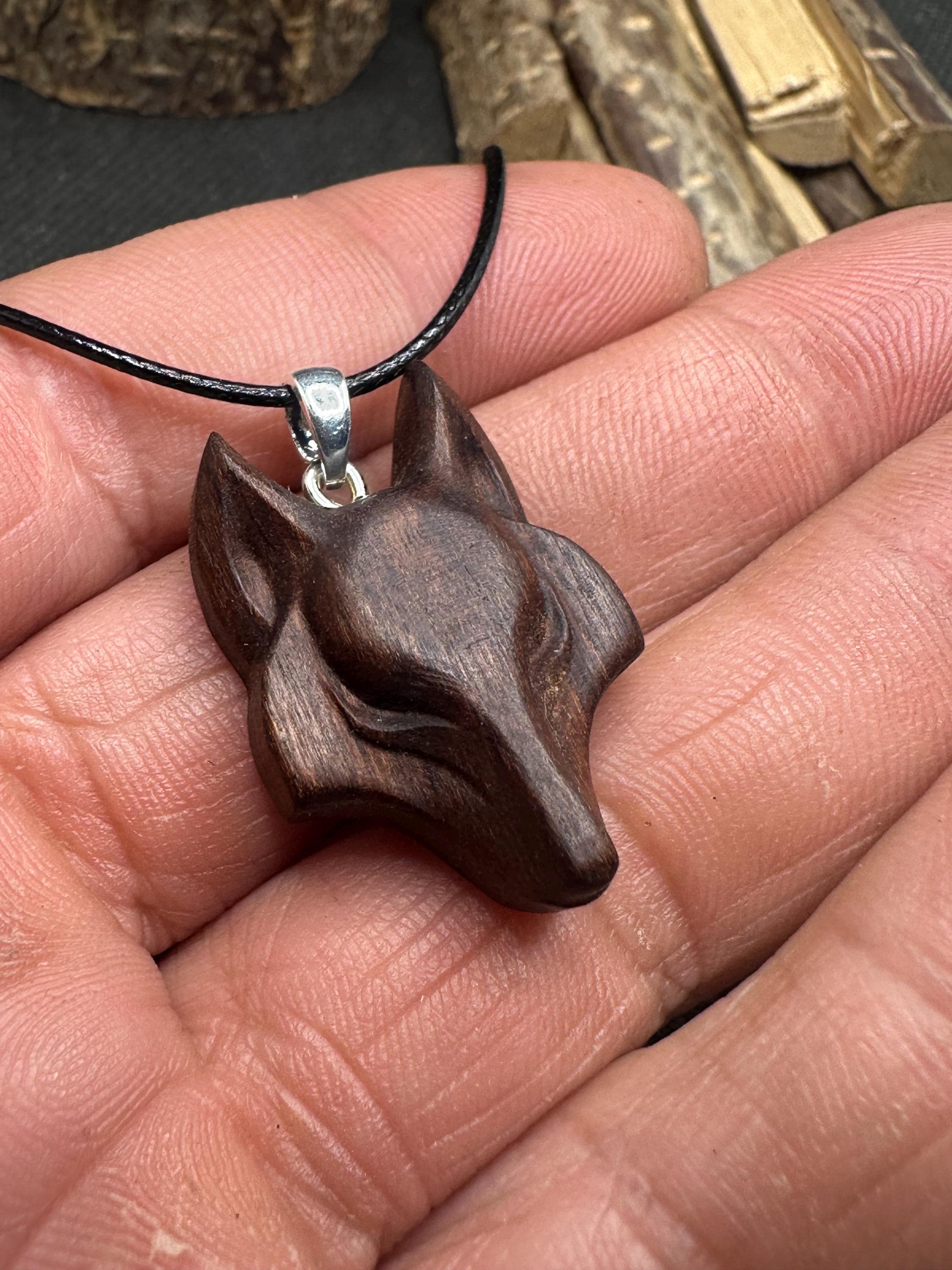 Pendentif Tête De Loup En Opalite Sur Chaîne Gold Filled 14K - Longueur 45 Cm, Fait Main - Neuf Sans Emballage
