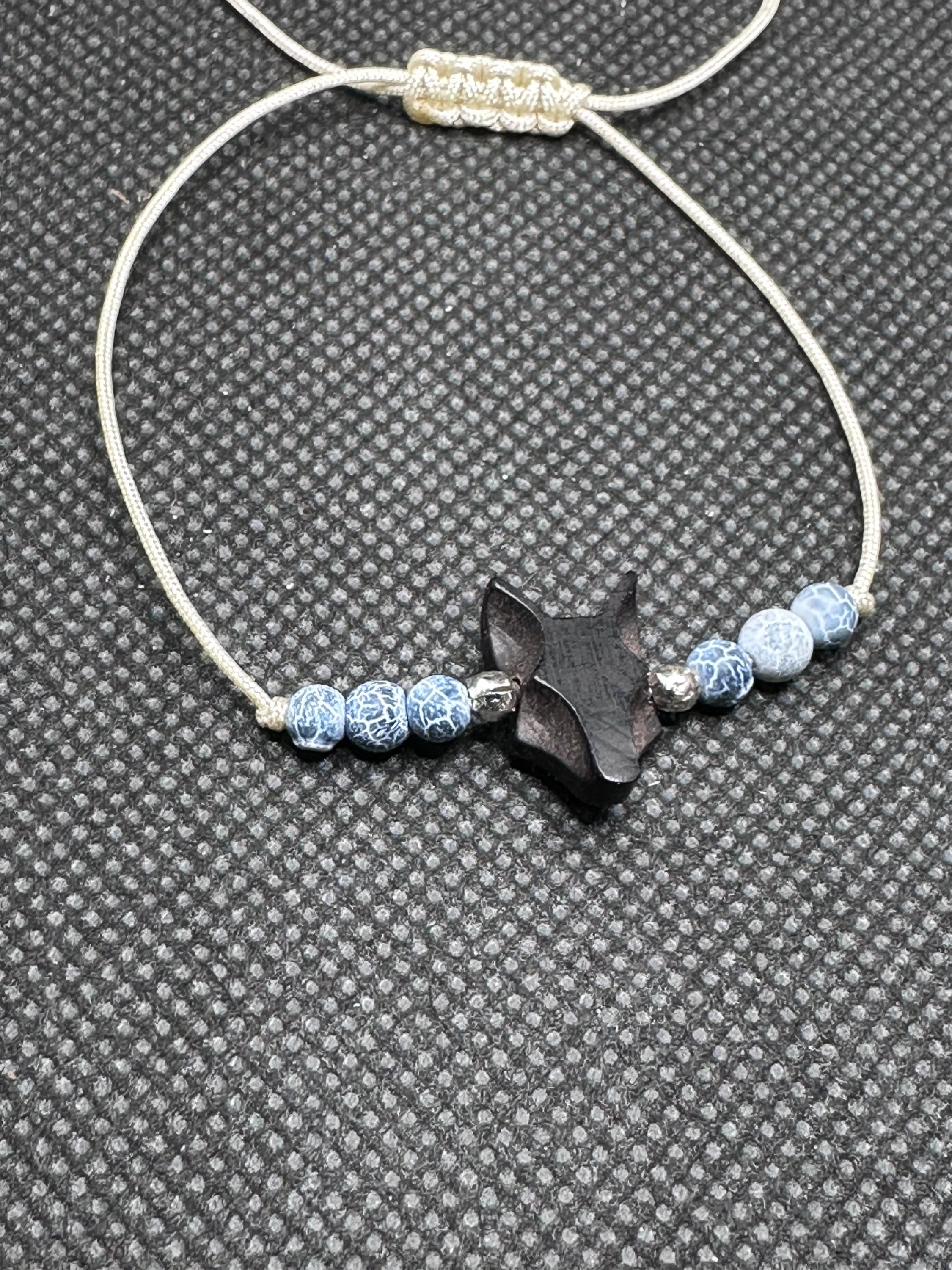 Minimalist ebony wolf head bracelet