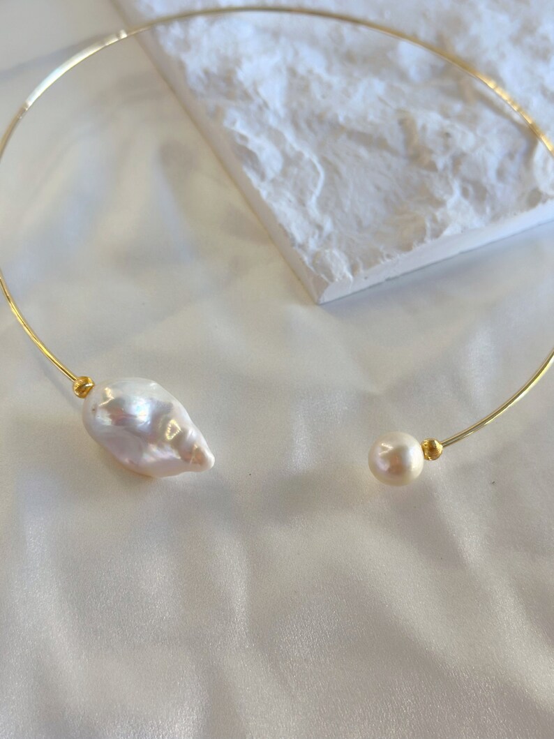 Baroque Pearl Collar Freshwater Baroque & Round Pearls Gold Choker Minimalist Bridal Pearl Choker Bridal Pearl Necklace image 9