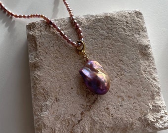 Regenbogen Barock Perlenkette: Metallischer Feuerball Anhänger, Gold Filled Kette