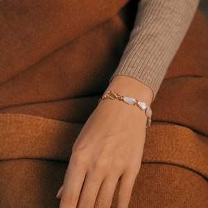 Baroque Pearl Bracelet Freshwater Keshi Pearls White Gold, 18K Gold Plated Chain Minimalist image 5