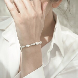 Baroque Pearl Bracelet Freshwater Keshi Pearls White Gold, 18K Gold Plated Chain Minimalist image 9