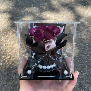 Dried rose acrylic box