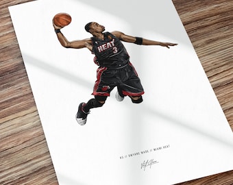 LeBron James Miami Heat Black Jersey Dunk Action 8x10 photo at 's  Sports Collectibles Store