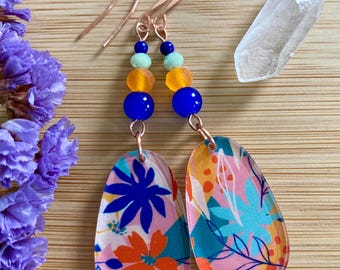 Acrylic Floral Pattern Charm Earrings with Glass Beads and Lapiz Lazuli