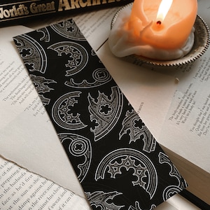 Cathedral Fragments Bookmark | Gothic Bookmark | Architecture | Gothic Art | Cathedrals | Cathedral Window | Dark Academia | Books | Reading immagine 6