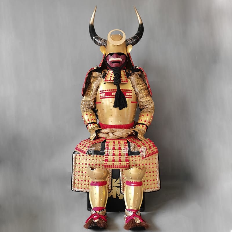 Conjunto completo de armadura samurái japonesa con soporte de caja de  exhibición, casco de armadura japonesa portátil para cosplay -  España