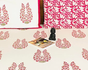 Elegant Hand Block Print Bedsheet with 2 Pillow Covers, Premium Soft Cotton, Bedroom Décor