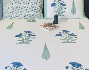 Elegant Hand Block Print Bedsheet with 2 Pillow Covers, Premium Soft Cotton, Bedroom Décor