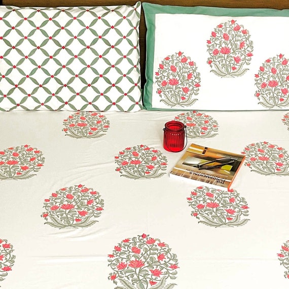 Elegant Hand Block Print Bedsheet with 2 Pillow Covers, Premium Soft Cotton, Bedroom Décor