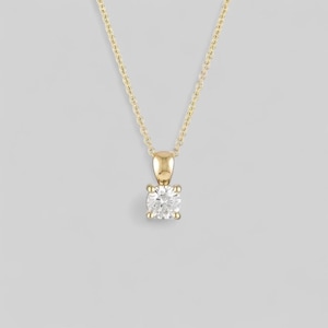 Minimalist zirconia pendant necklace made of 925 silver gold-plated